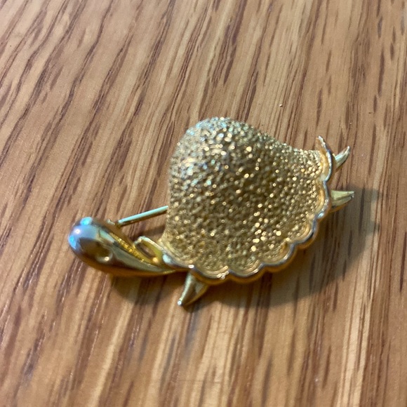 Jewelry - Vintage Gold Turtle Brooch Pin 1960’s